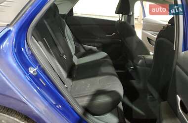 Седан Hyundai Elantra 2021 в 