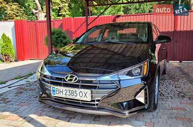 Седан Hyundai Elantra 2020 в Одессе