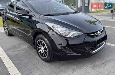 Седан Hyundai Elantra 2011 в 