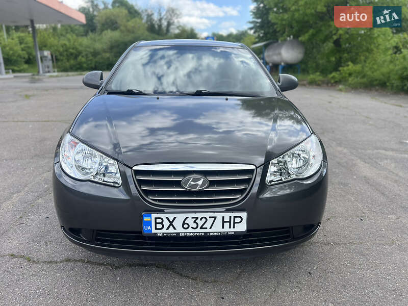 Седан Hyundai Elantra 2008 в 
