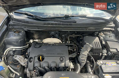 Седан Hyundai Elantra 2008 в 