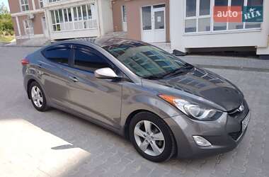 Седан Hyundai Elantra 2013 в 