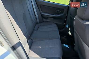 Седан Hyundai Elantra 2005 в 