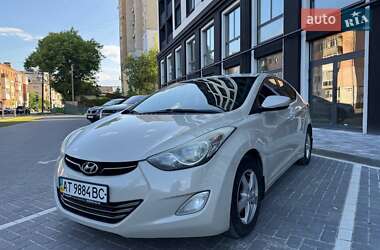 Седан Hyundai Elantra 2011 в Ивано-Франковске