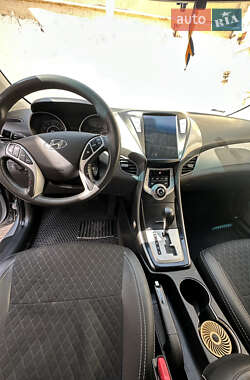 Седан Hyundai Elantra 2011 в 