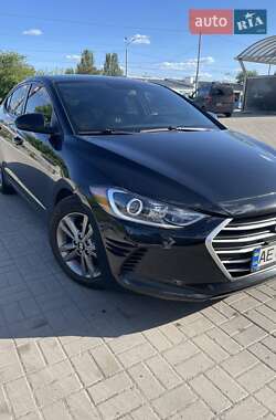 Седан Hyundai Elantra 2016 в Днепре