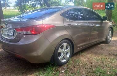 Седан Hyundai Elantra 2012 в 