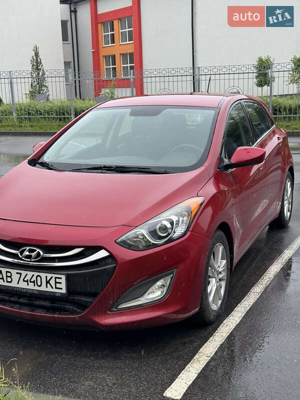 Хэтчбек Hyundai Elantra 2013 в Виннице