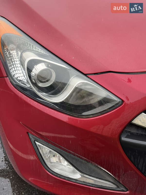 Хэтчбек Hyundai Elantra 2013 в Виннице