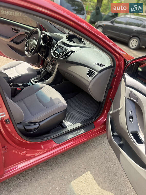 Седан Hyundai Elantra 2014 в Одессе