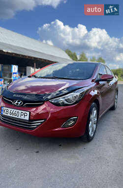 Hyundai Elantra 2012