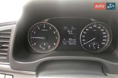 Седан Hyundai Elantra 2018 в 