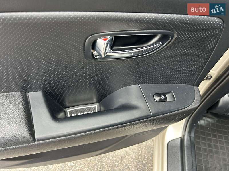 Седан Hyundai Elantra 2010 в Білій Церкві