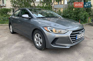 Седан Hyundai Elantra 2018 в Києві
