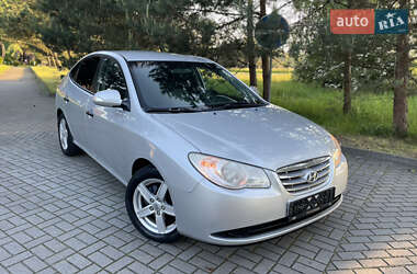 Hyundai Elantra 2011 Hyundai Elantra 2011