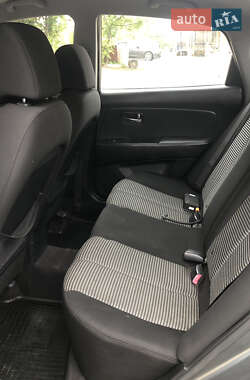 Седан Hyundai Elantra 2010 в 