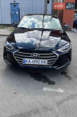 Седан Hyundai Elantra 2016 в 