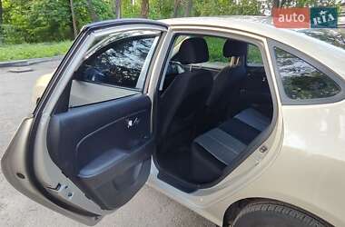 Седан Hyundai Elantra 2010 в 