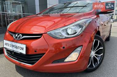 Седан Hyundai Elantra 2015 в Києві