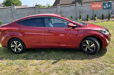 Седан Hyundai Elantra 2015 в 