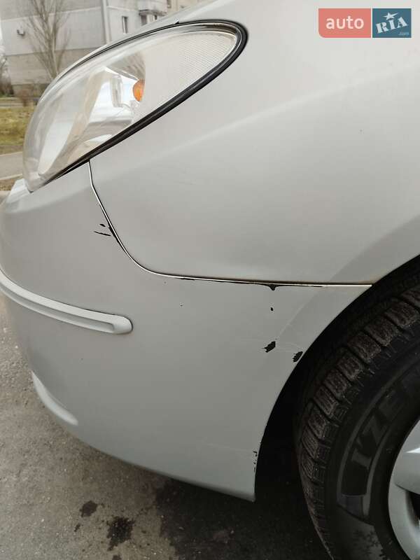 Седан Hyundai Elantra 2011 в Днепре