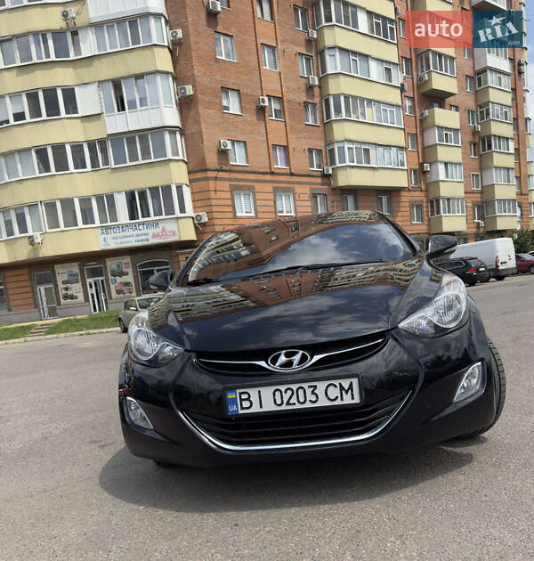 Седан Hyundai Elantra 2013 в Полтаве