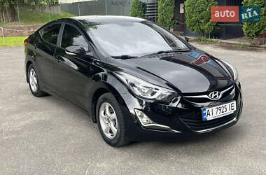 Седан Hyundai Elantra 2014 в Киеве