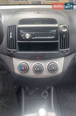Седан Hyundai Elantra 2008 в 