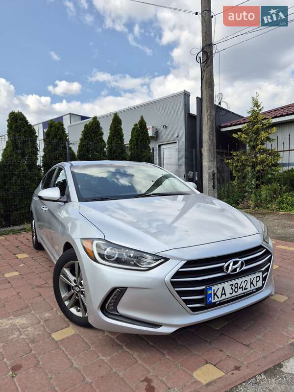 Hyundai Elantra 2018