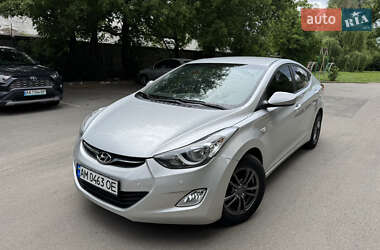 Седан Hyundai Elantra 2011 в Киеве