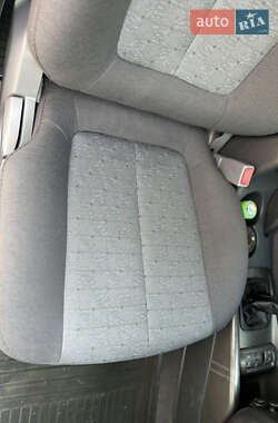 Седан Hyundai Elantra 2011 в 