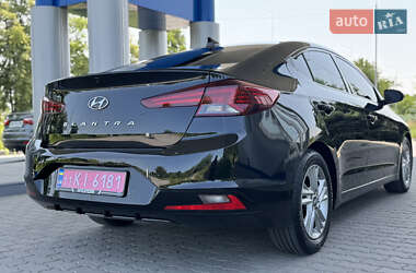 Седан Hyundai Elantra 2020 в Тульчині