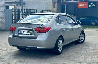 Седан Hyundai Elantra 2007 в 