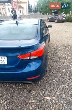 Седан Hyundai Elantra 2014 в 