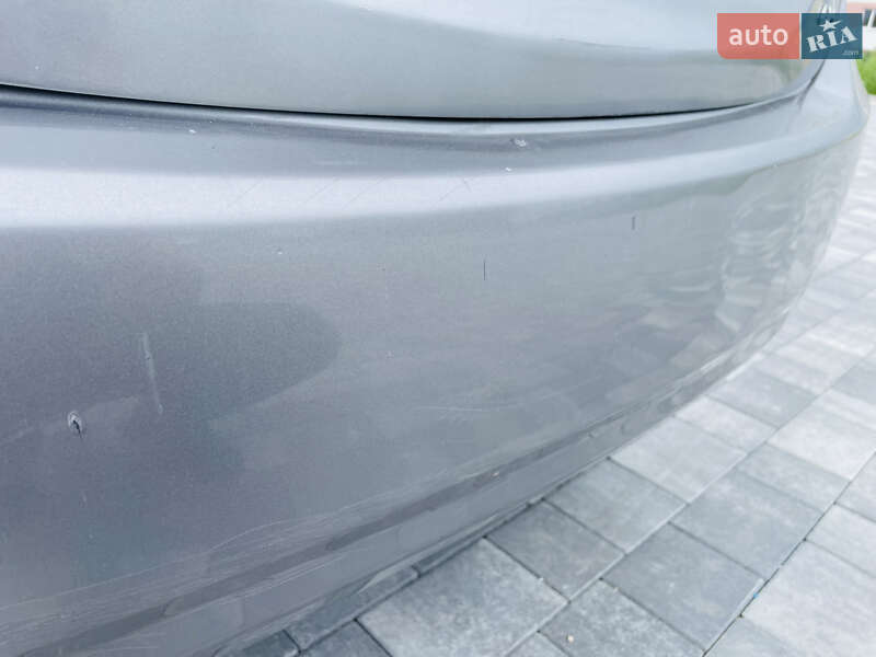Седан Hyundai Elantra 2011 в Виннице