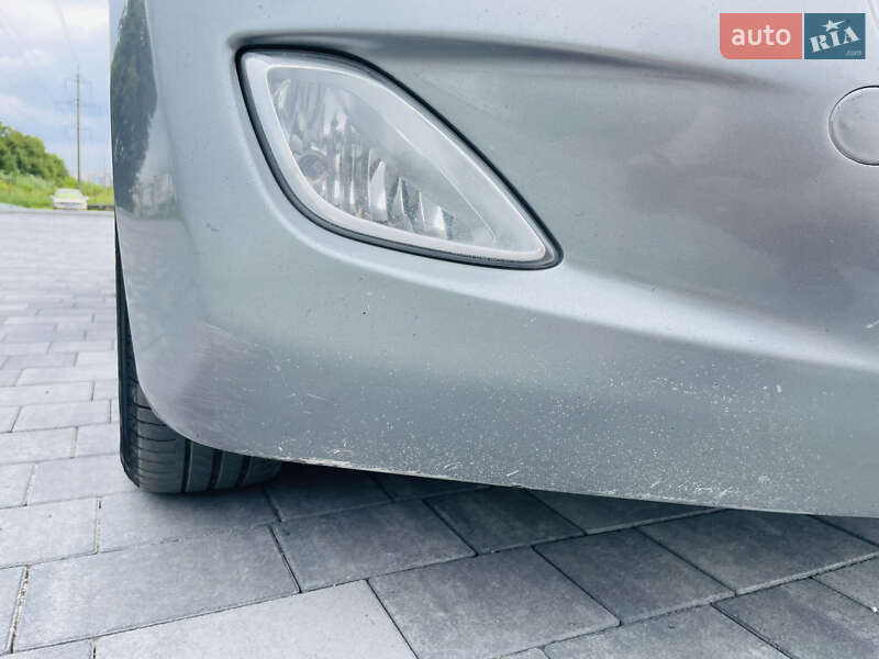 Седан Hyundai Elantra 2011 в Виннице
