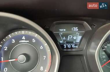 Седан Hyundai Elantra 2014 в 