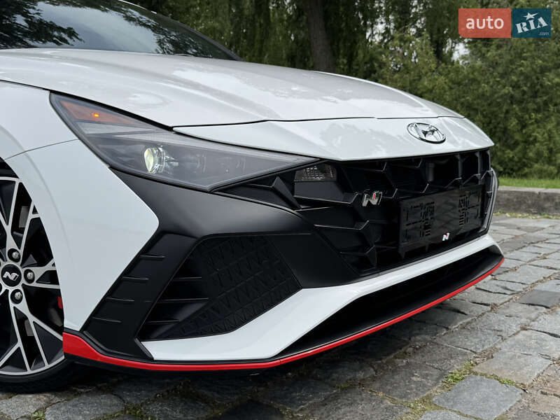 Седан Hyundai Elantra 2023 в Киеве