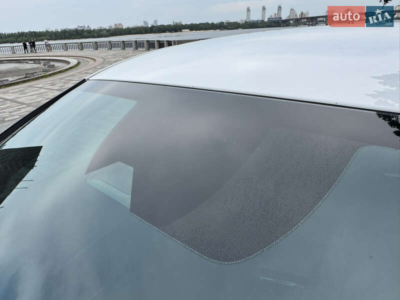 Седан Hyundai Elantra 2023 в Киеве