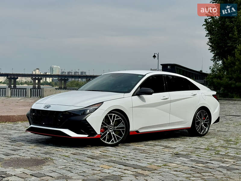 Седан Hyundai Elantra 2023 в Киеве