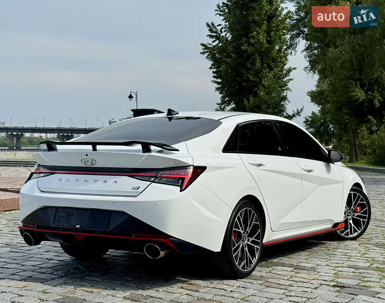 Седан Hyundai Elantra 2023 в Киеве