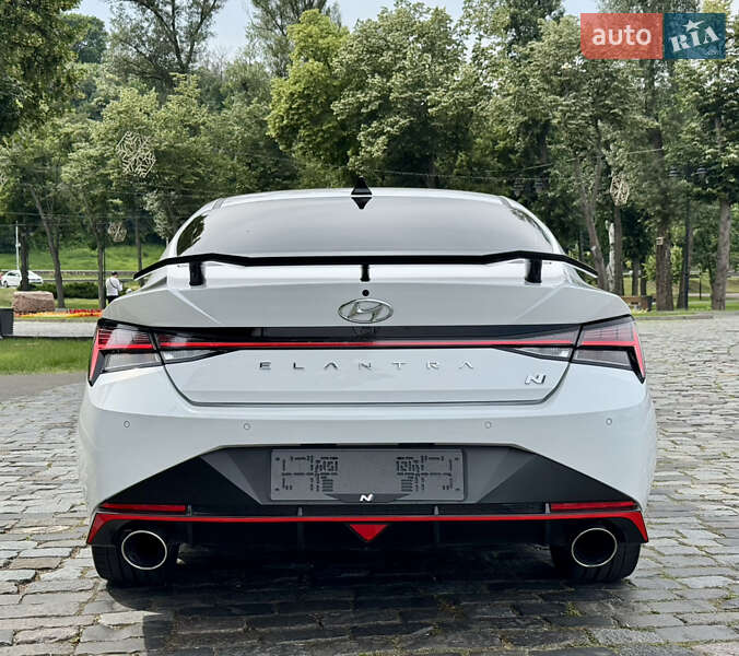 Седан Hyundai Elantra 2023 в Киеве