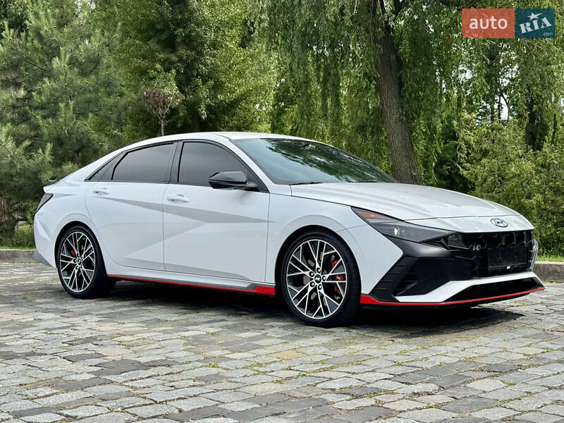 Седан Hyundai Elantra 2023 в Киеве