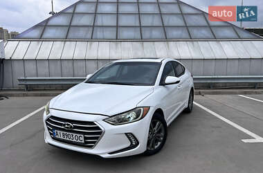 Седан Hyundai Elantra 2017 в Киеве