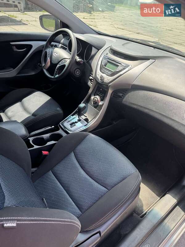 Купе Hyundai Elantra 2012 в Киеве