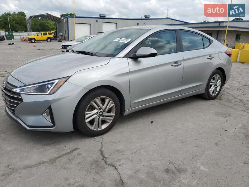Седан Hyundai Elantra 2020 в 