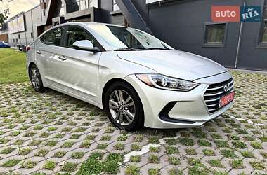 Седан Hyundai Elantra 2017 в Киеве
