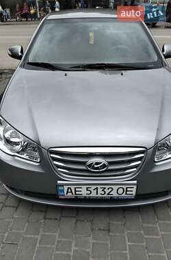 Седан Hyundai Elantra 2011 в Павлограде
