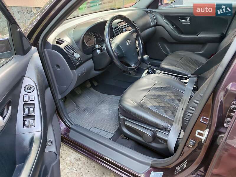 Седан Hyundai Elantra 2007 в Мукачевому