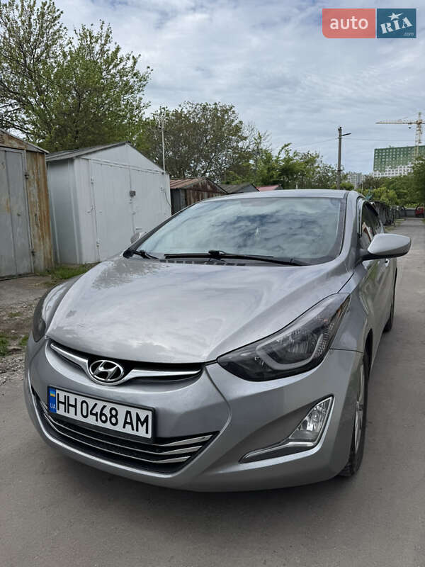 Седан Hyundai Elantra 2013 в Одессе
